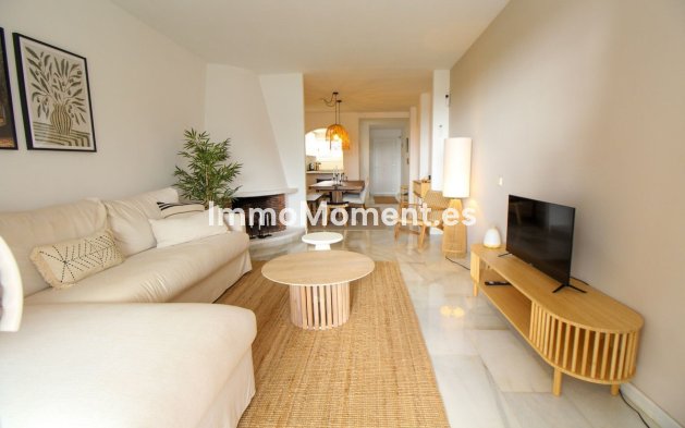 Resale - Apartment - Mijas Costa - Calahonda