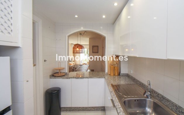 Resale - Apartment - Mijas Costa - Calahonda