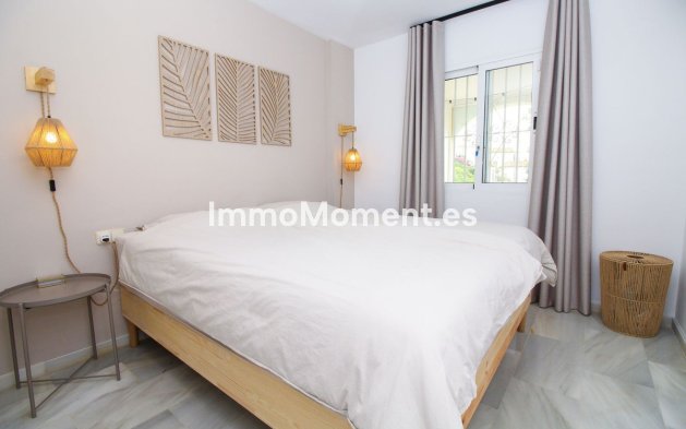 Resale - Apartment - Mijas Costa - Calahonda