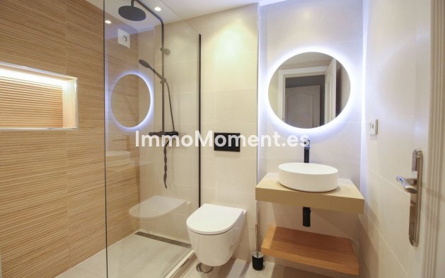 Resale - Apartment - Mijas Costa - Calahonda