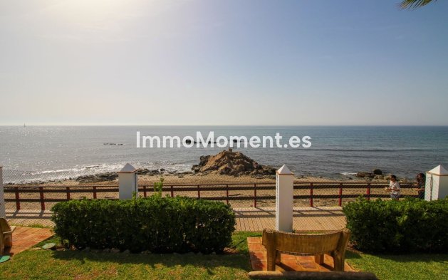 Resale - Apartment - Mijas Costa - Calahonda