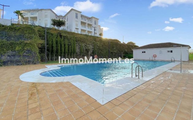 Resale - Apartment - Manilva