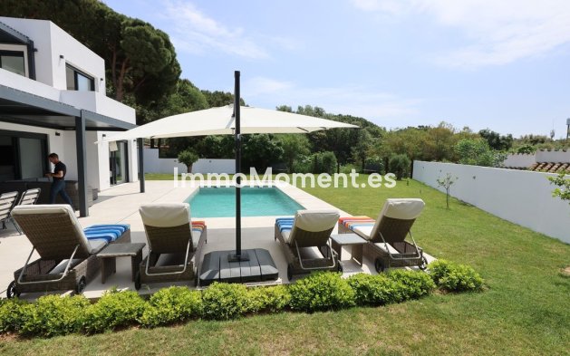 Reventa - Villa independiente - Marbella - Cabopino