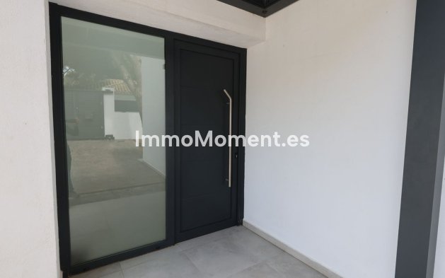 Reventa - Villa independiente - Marbella - Cabopino
