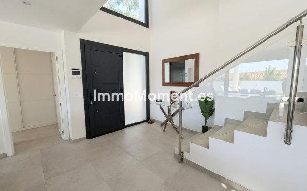 Reventa - Villa independiente - Marbella - Cabopino