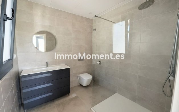 Reventa - Villa independiente - Marbella - Cabopino