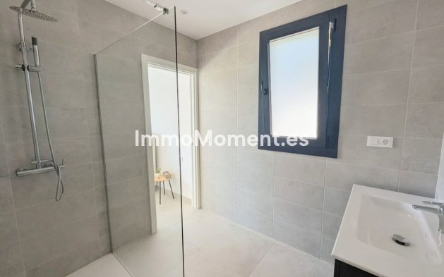 Reventa - Villa independiente - Marbella - Cabopino
