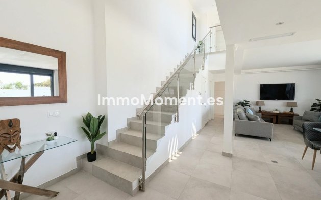 Reventa - Villa independiente - Marbella - Cabopino