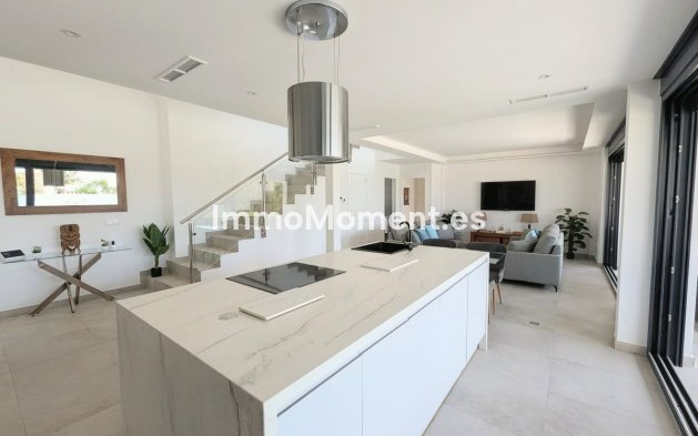 Reventa - Villa independiente - Marbella - Cabopino
