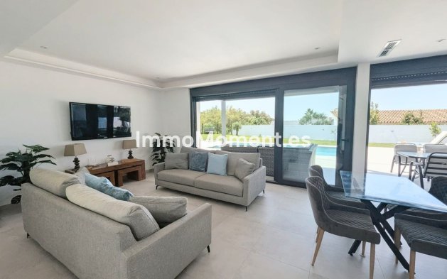 Reventa - Villa independiente - Marbella - Cabopino