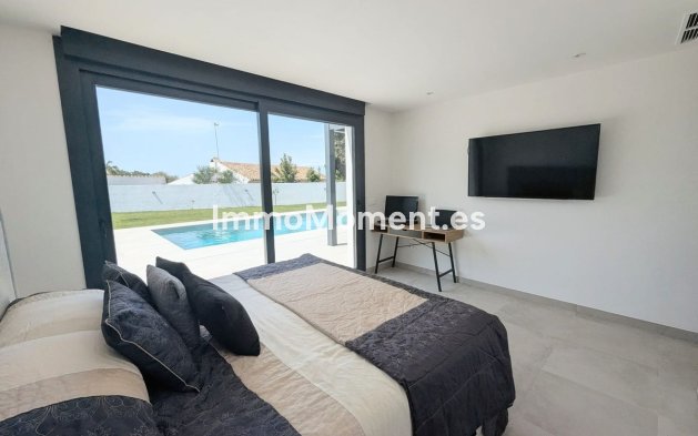 Reventa - Villa independiente - Marbella - Cabopino