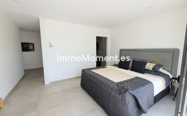 Reventa - Villa independiente - Marbella - Cabopino