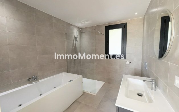 Reventa - Villa independiente - Marbella - Cabopino