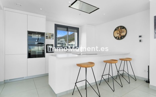 Resale - Apartment - Fuengirola - Fuengirola Centro