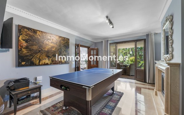 Wiederverkauf - Freistehende Villa - Estepona  - Estepona Centro