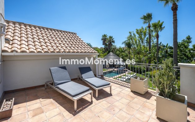 Wiederverkauf - Freistehende Villa - Estepona  - Estepona Centro