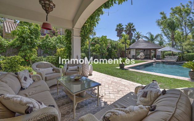 Wiederverkauf - Freistehende Villa - Estepona  - Estepona Centro