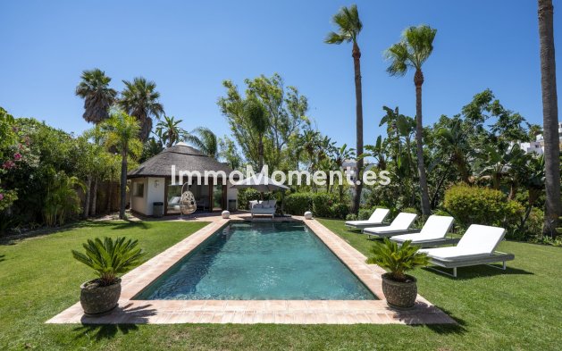Wiederverkauf - Freistehende Villa - Estepona  - Estepona Centro