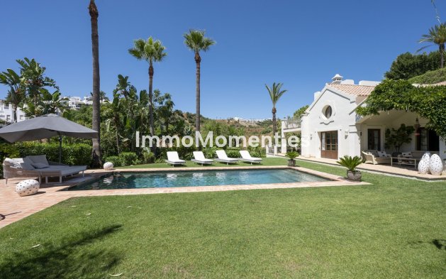 Wiederverkauf - Freistehende Villa - Estepona  - Estepona Centro