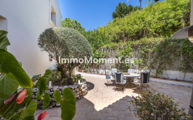 Wiederverkauf - Freistehende Villa - Estepona  - Estepona Centro
