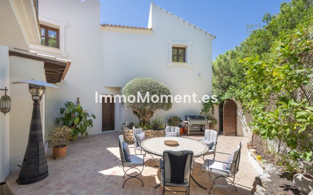 Wiederverkauf - Freistehende Villa - Estepona  - Estepona Centro