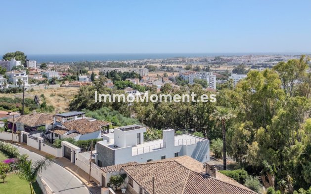 Resale - Detached villa - Marbella - Nueva Andalucía