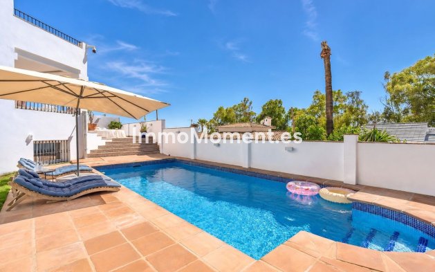 Resale - Detached villa - Marbella - Nueva Andalucía