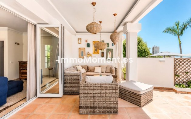 Resale - Detached villa - Marbella - Nueva Andalucía