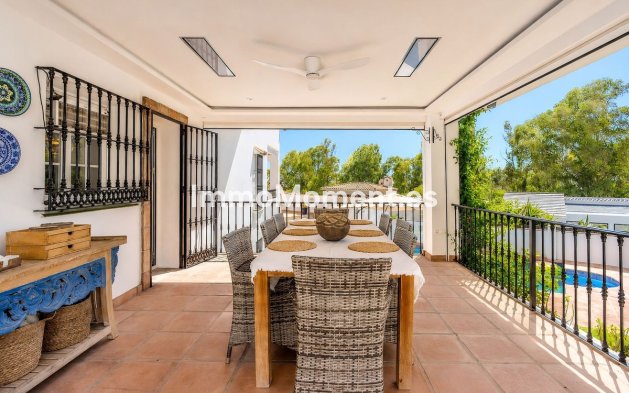 Resale - Detached villa - Marbella - Nueva Andalucía