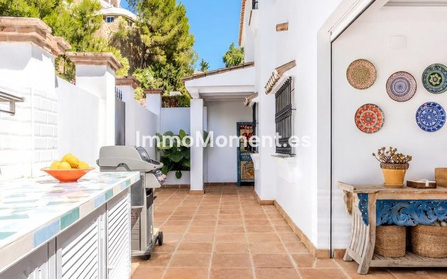 Resale - Detached villa - Marbella - Nueva Andalucía