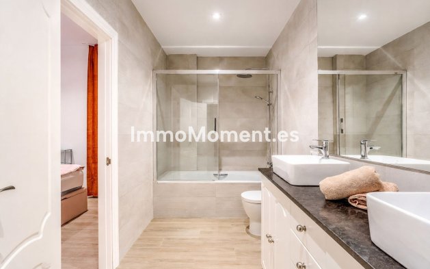 Resale - Detached villa - Marbella - Nueva Andalucía