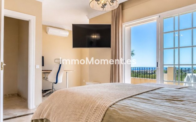 Resale - Detached villa - Marbella - Nueva Andalucía