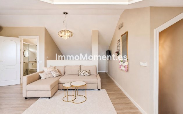 Resale - Detached villa - Marbella - Nueva Andalucía