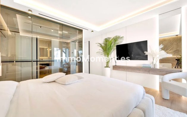 Resale - Apartment - Marbella - Nagüeles