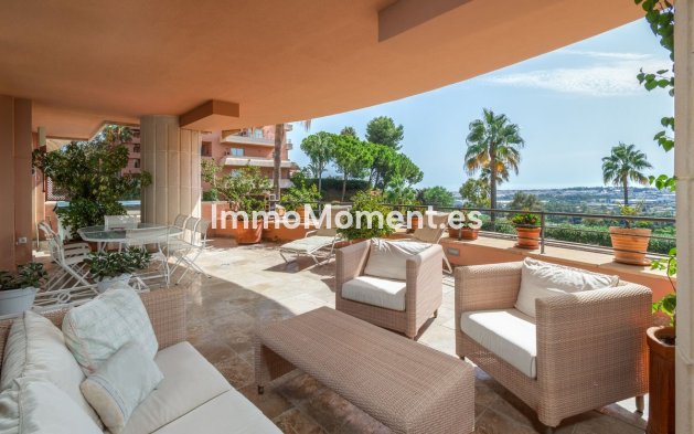 Wiederverkauf - Wohnung - Marbella - Nueva Andalucía