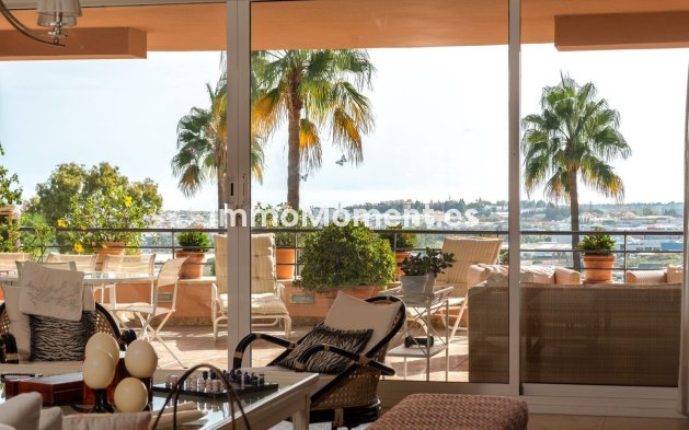 Wiederverkauf - Wohnung - Marbella - Nueva Andalucía