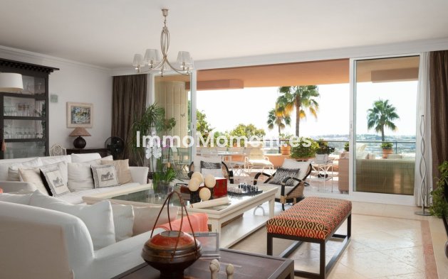 Wiederverkauf - Wohnung - Marbella - Nueva Andalucía