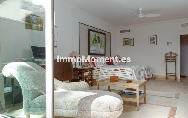 Wiederverkauf - Wohnung - Marbella - Nueva Andalucía