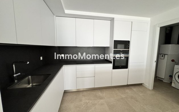 Wiederverkauf - Wohnung - Estepona  - Estepona Centro