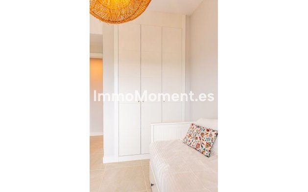 Wiederverkauf - Wohnung - Estepona  - Selwo