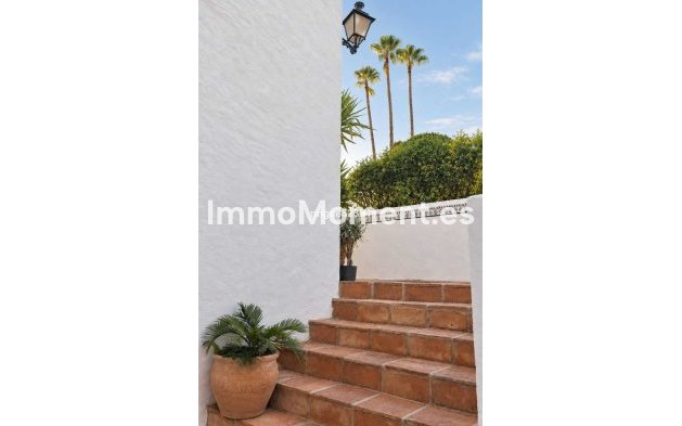 Bestaande woning - Vrijstaande villa - Marbella - Nueva Andalucía