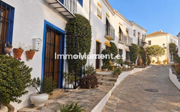Bestaande woning - Vrijstaande villa - Marbella - Nueva Andalucía