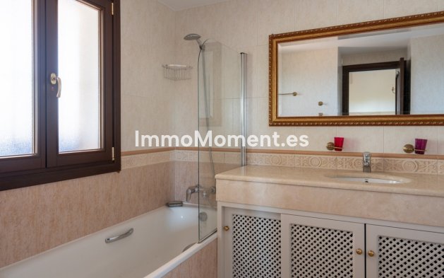 Wiederverkauf - Freistehende Villa - Marbella - El Rosario
