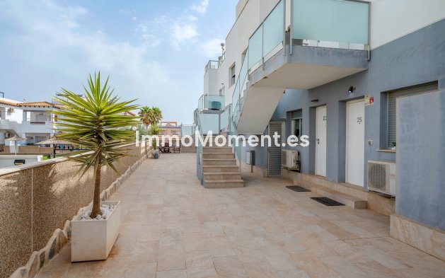 Bestaande woning - Vrijstaande villa - Orihuela Costa - Punta Prima