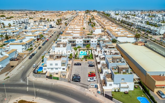 Bestaande woning - Vrijstaande villa - Orihuela Costa - Punta Prima
