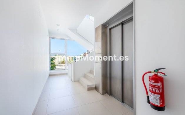 Wiederverkauf - Wohnung - Estepona  - Cancelada