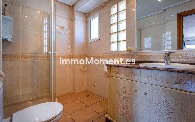Wiederverkauf - Freistehende Villa - Torrevieja - Torrevieja Centro