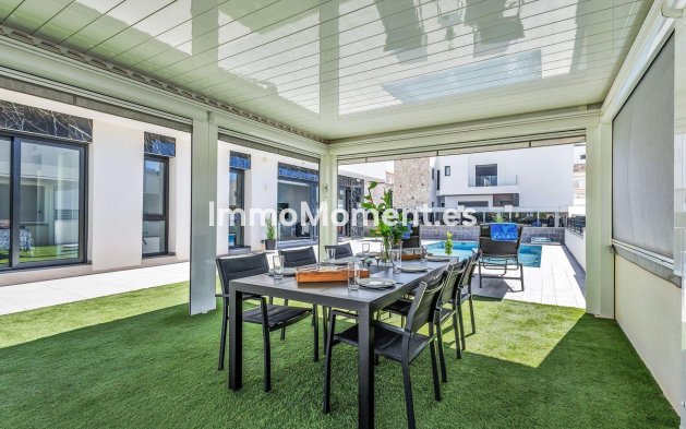 Resale - Detached villa - Torrevieja - Torrevieja Centro