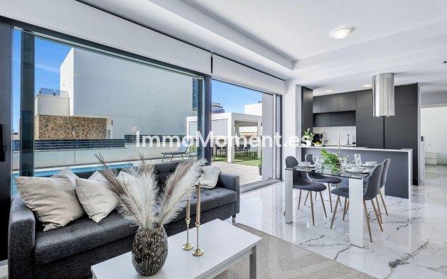 Resale - Detached villa - Torrevieja - Torrevieja Centro