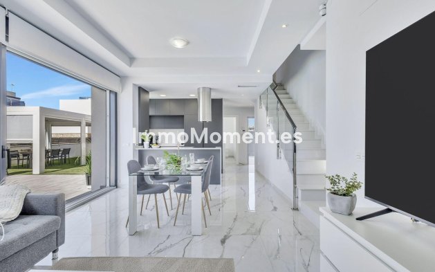 Resale - Detached villa - Torrevieja - Torrevieja Centro
